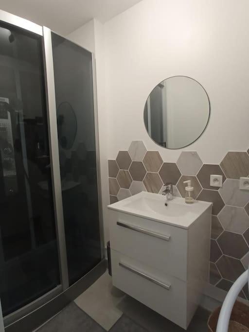 A 50 M De La Plage, Appartement De 35 M2 : Les Pieds Sales Bréhal Esterno foto