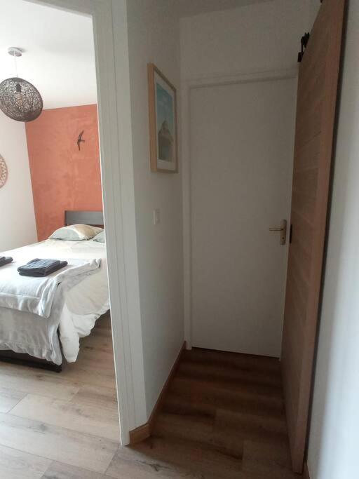 A 50 M De La Plage, Appartement De 35 M2 : Les Pieds Sales Bréhal Esterno foto