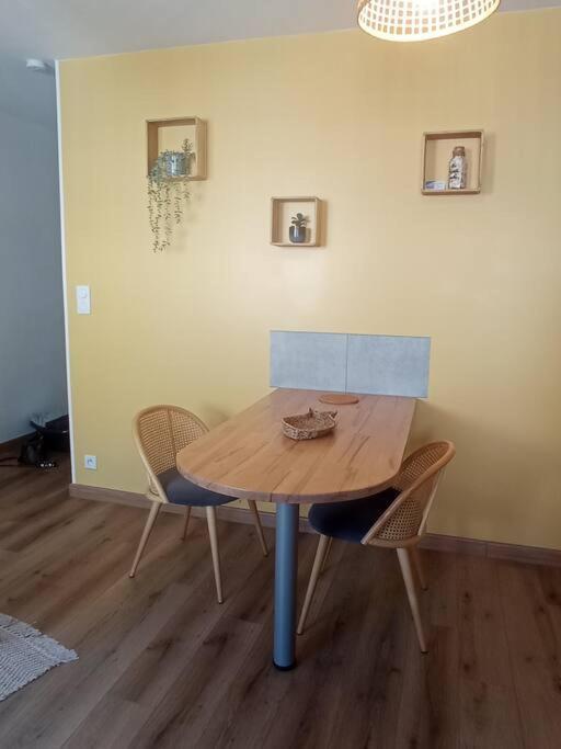 A 50 M De La Plage, Appartement De 35 M2 : Les Pieds Sales Bréhal Esterno foto